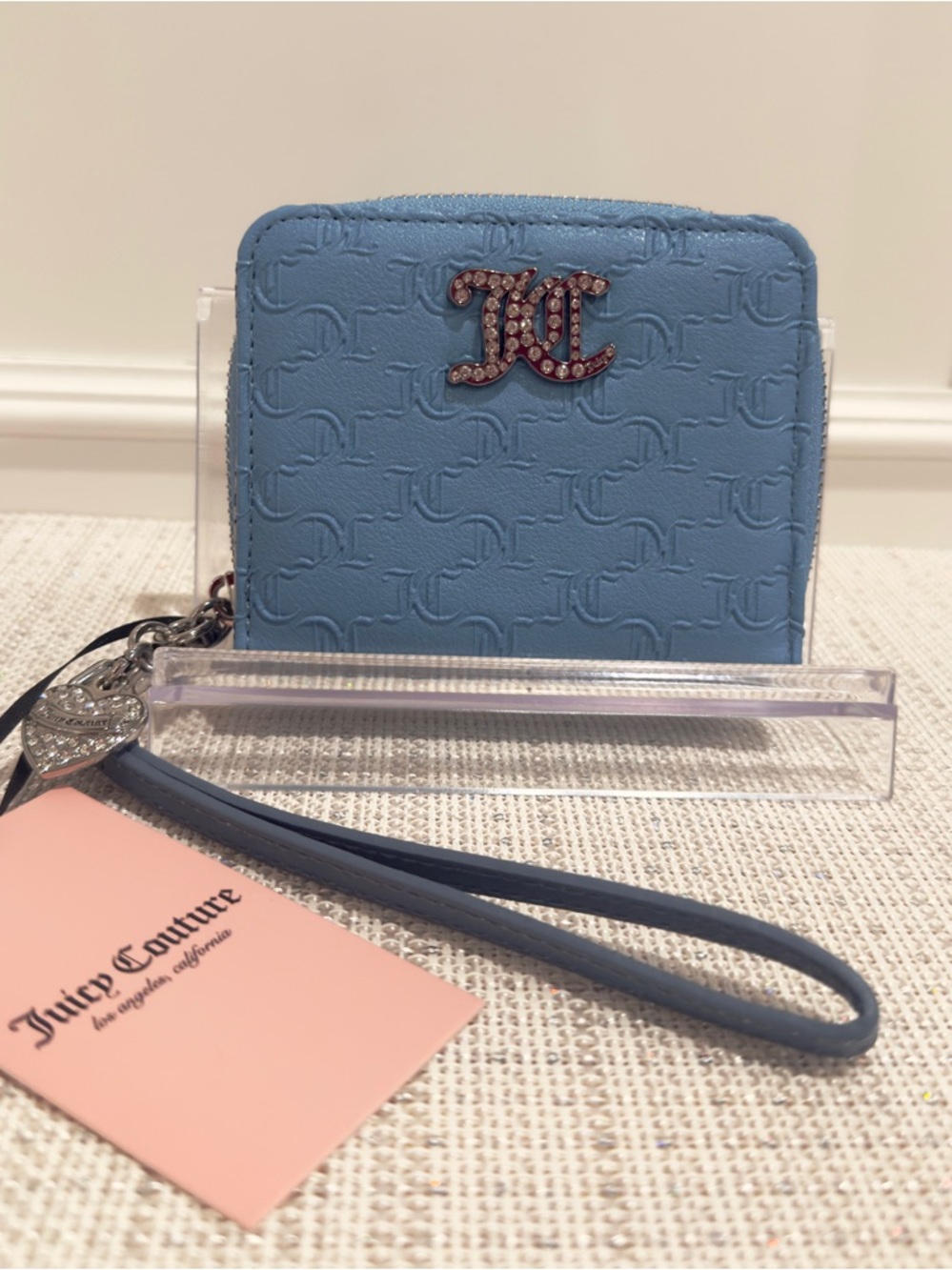✨🩵 Juicy Couture That Bling Blue Heritage Embossed Small Wristlet Wallet